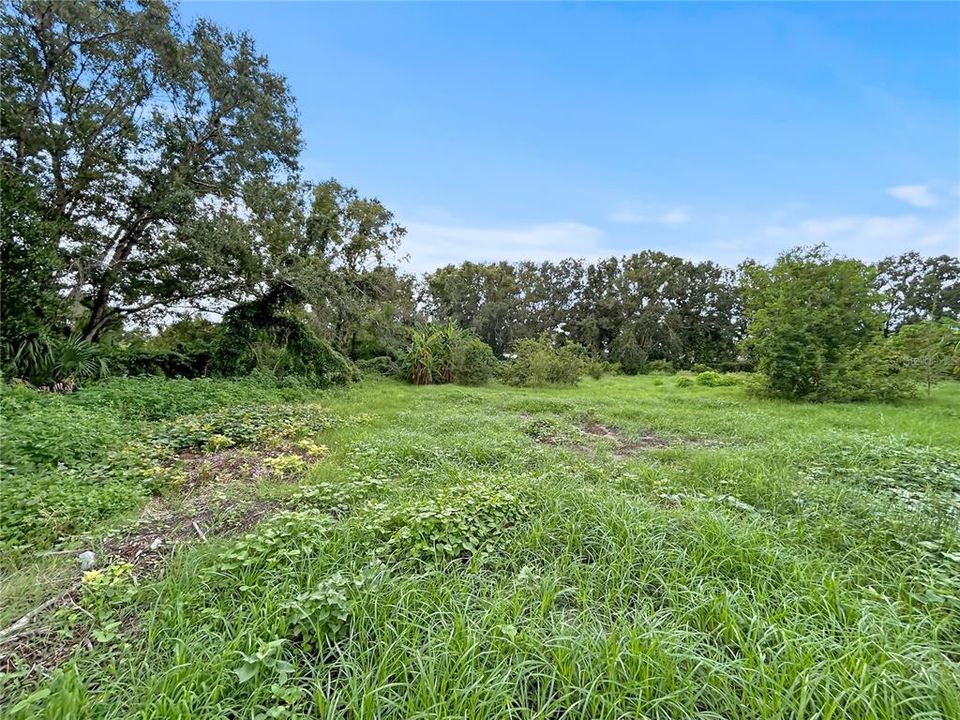 For Sale: $475,000 (3 beds, 2 baths, 1300 Square Feet)