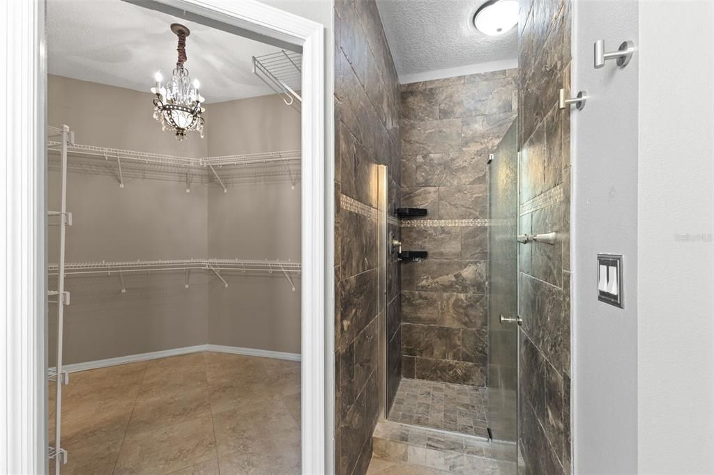 На продажу: $669,000 (4 спален, 3 ванн, 2281 Квадратных фут)