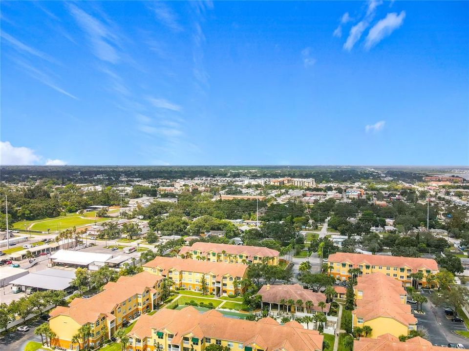 En Renta: $1,800 (2 camas, 2 baños, 925 Pies cuadrados)