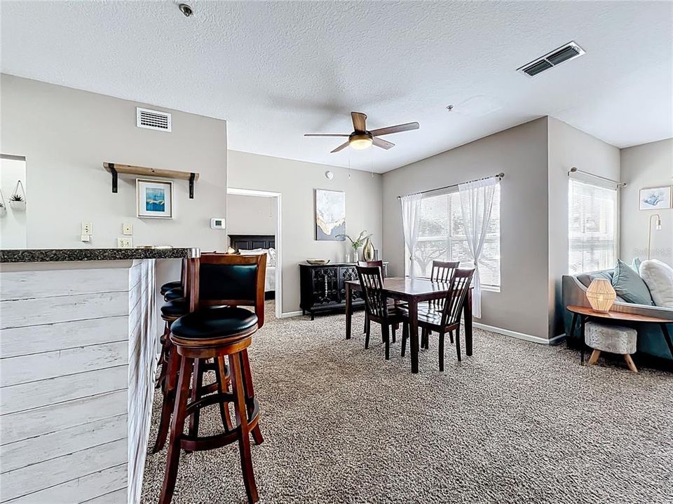 En Renta: $1,800 (2 camas, 2 baños, 925 Pies cuadrados)