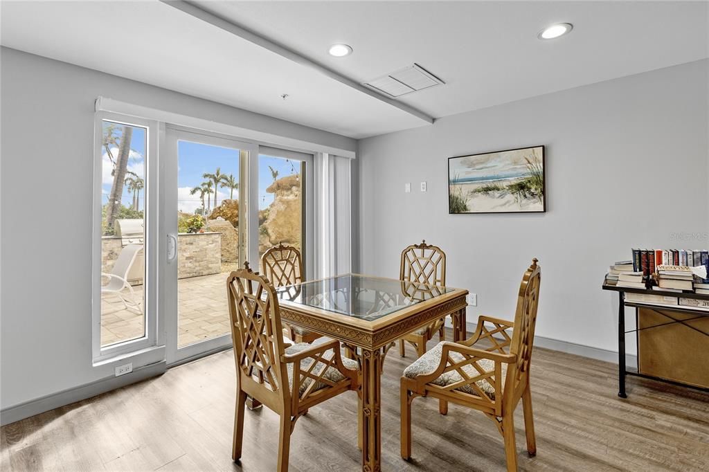 出租: $10,000 (2 贝兹, 2 浴室, 1458 平方英尺)