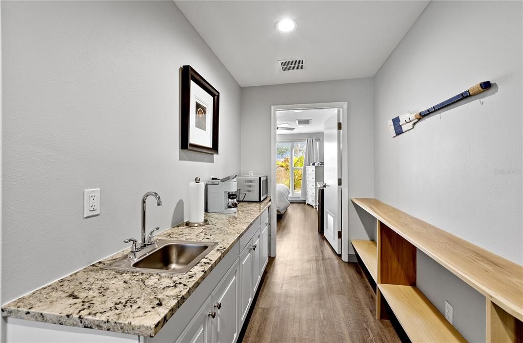 出租: $10,000 (2 贝兹, 2 浴室, 1458 平方英尺)