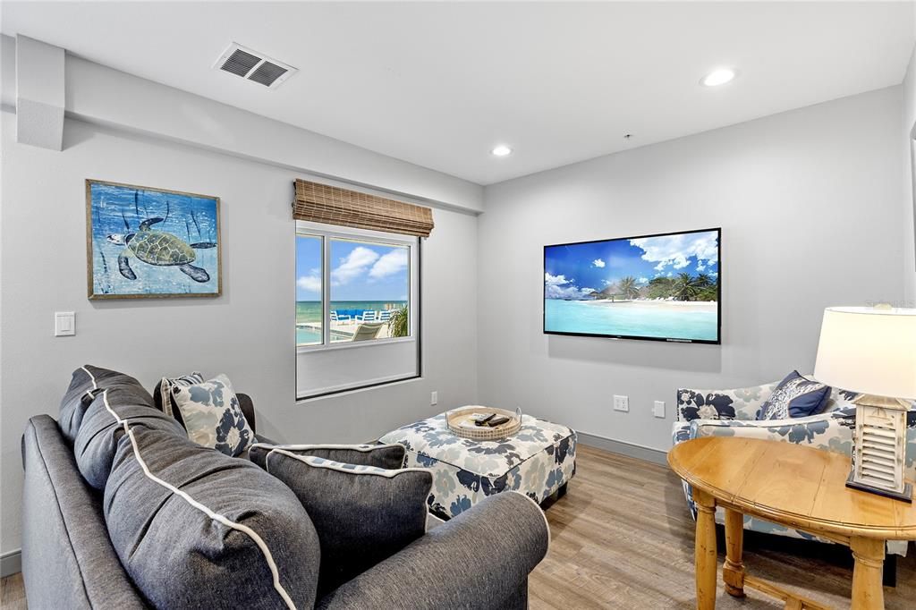 出租: $10,000 (2 贝兹, 2 浴室, 1458 平方英尺)