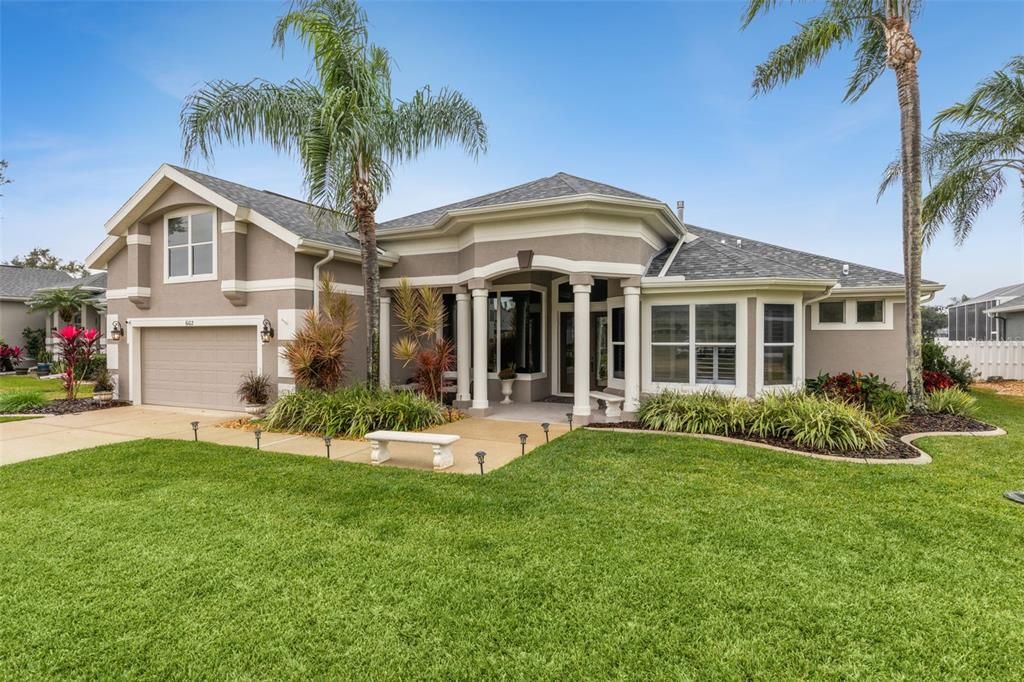 En Venta: $899,000 (4 camas, 3 baños, 3067 Pies cuadrados)