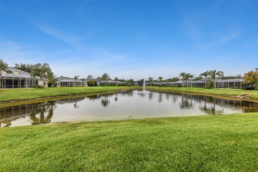 En Venta: $899,000 (4 camas, 3 baños, 3067 Pies cuadrados)