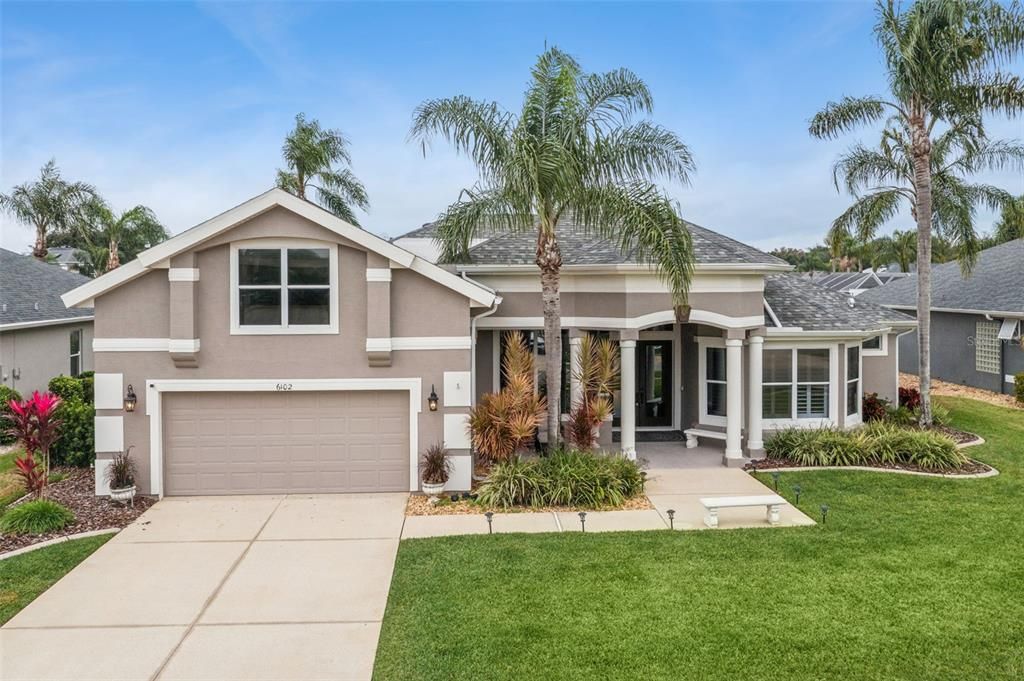 En Venta: $899,000 (4 camas, 3 baños, 3067 Pies cuadrados)