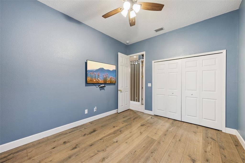 En Venta: $899,000 (4 camas, 3 baños, 3067 Pies cuadrados)