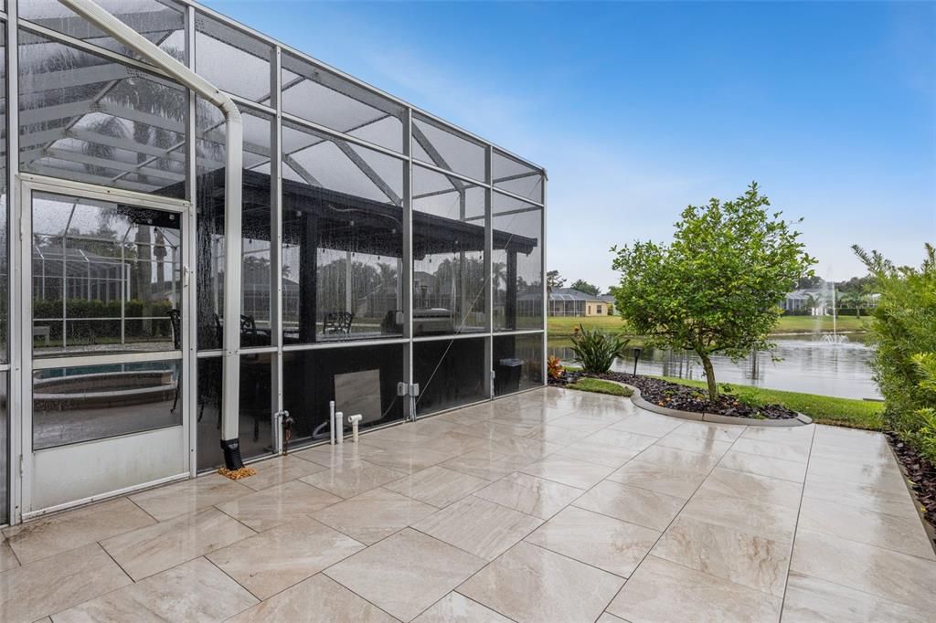 En Venta: $899,000 (4 camas, 3 baños, 3067 Pies cuadrados)