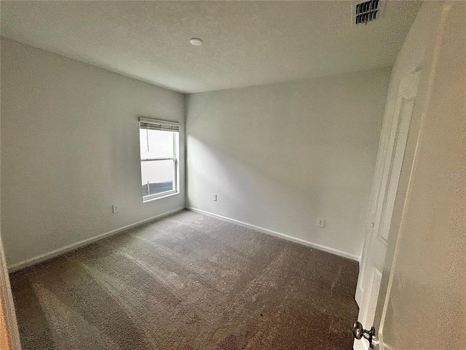 For Rent: $2,290 (3 beds, 2 baths, 1555 Square Feet)