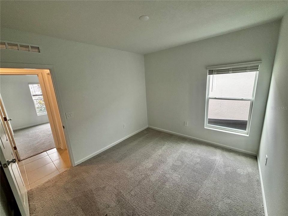 For Rent: $2,290 (3 beds, 2 baths, 1555 Square Feet)