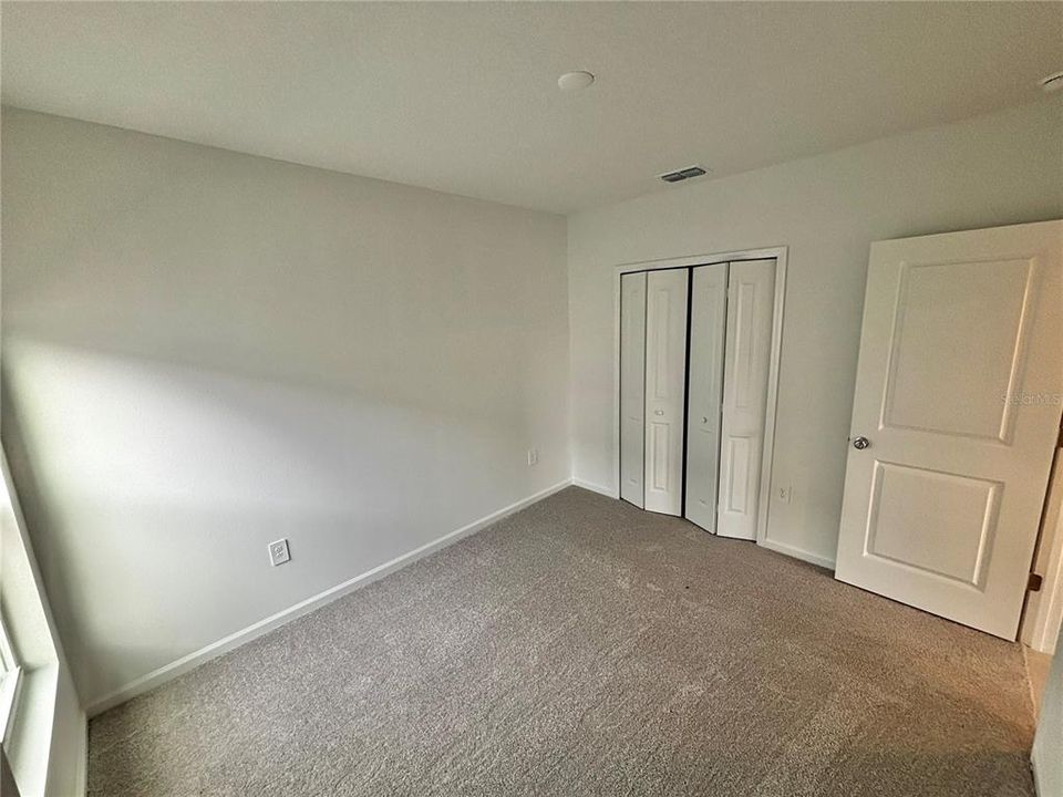 For Rent: $2,290 (3 beds, 2 baths, 1555 Square Feet)