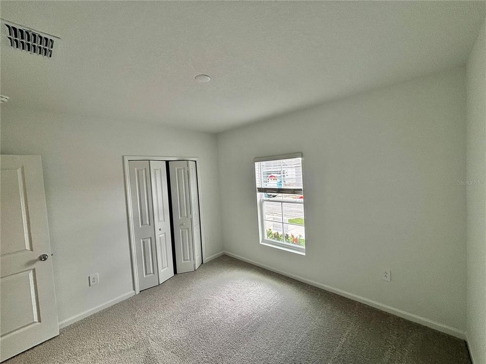 For Rent: $2,290 (3 beds, 2 baths, 1555 Square Feet)