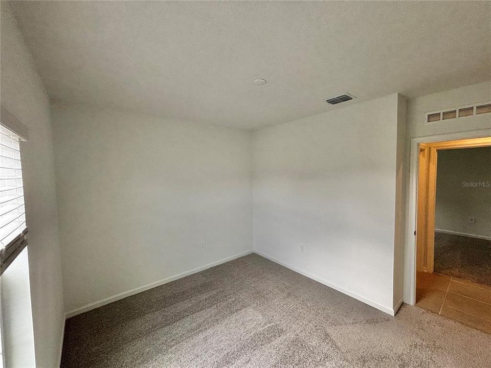 For Rent: $2,290 (3 beds, 2 baths, 1555 Square Feet)