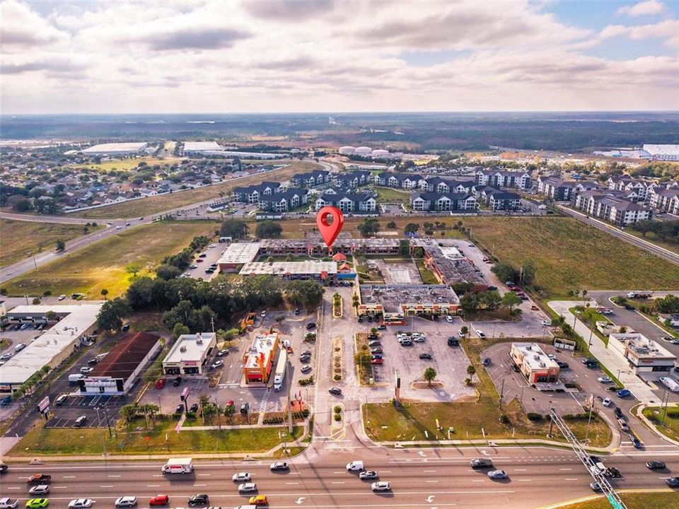 待售: $56,900 (1 贝兹, 1 浴室, 300 平方英尺)