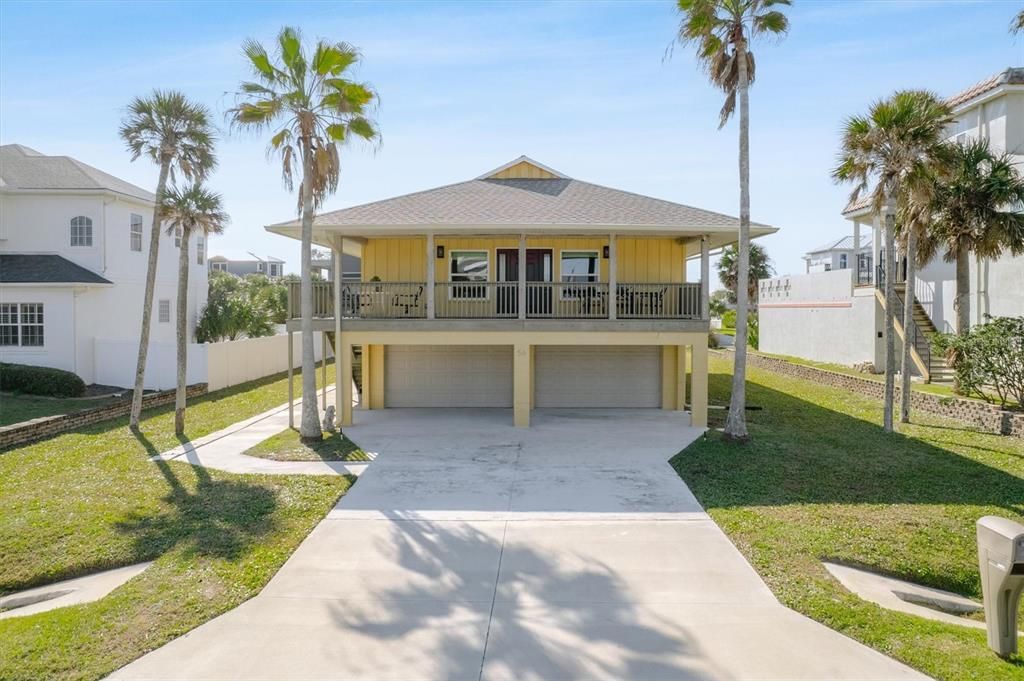 For Sale: $875,000 (2 beds, 3 baths, 2304 Square Feet)