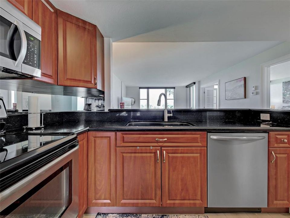 На продажу: $475,000 (1 спален, 1 ванн, 789 Квадратных фут)