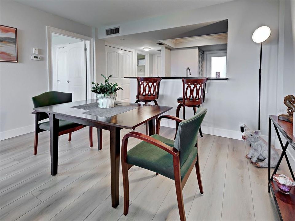 На продажу: $475,000 (1 спален, 1 ванн, 789 Квадратных фут)