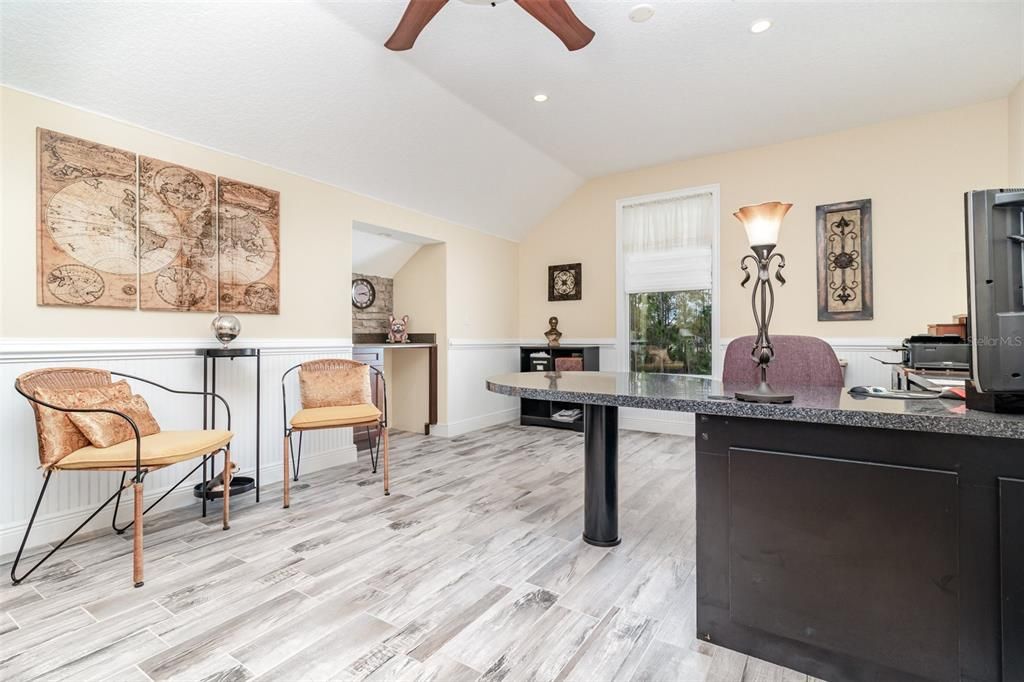 На продажу: $1,190,000 (5 спален, 3 ванн, 4966 Квадратных фут)