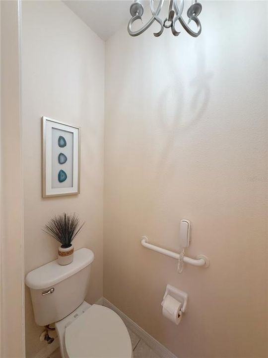 For Sale: $365,000 (3 beds, 2 baths, 1728 Square Feet)