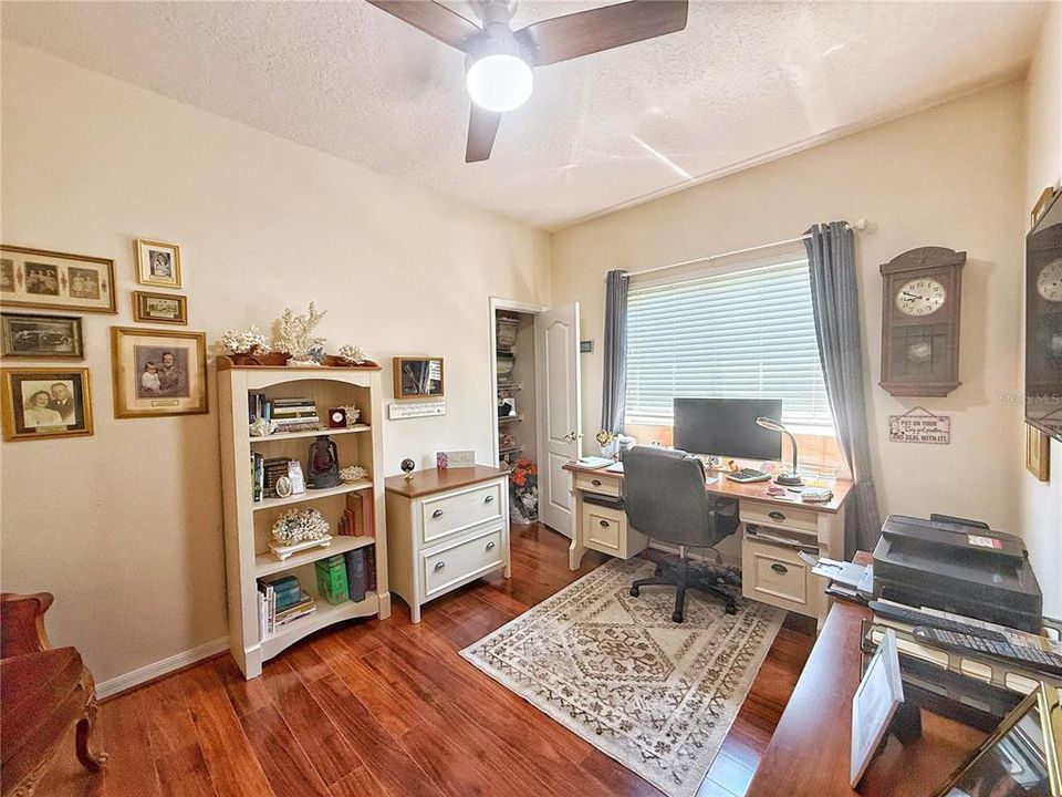 For Sale: $365,000 (3 beds, 2 baths, 1728 Square Feet)