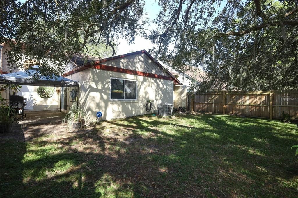 For Sale: $315,500 (3 beds, 2 baths, 1128 Square Feet)