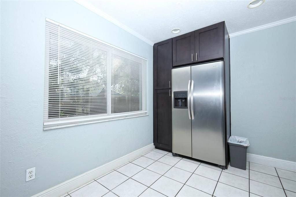 For Sale: $315,500 (3 beds, 2 baths, 1128 Square Feet)