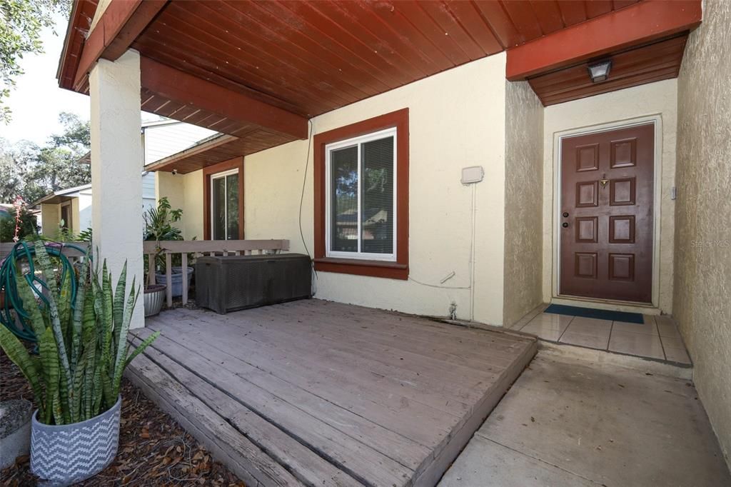 For Sale: $315,500 (3 beds, 2 baths, 1128 Square Feet)