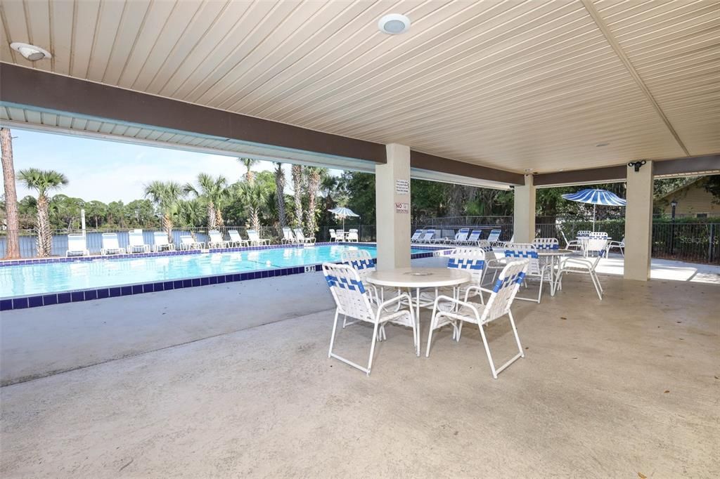 For Sale: $315,500 (3 beds, 2 baths, 1128 Square Feet)