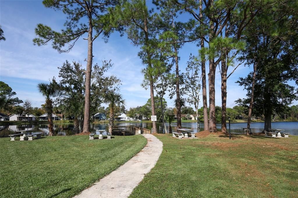 For Sale: $315,500 (3 beds, 2 baths, 1128 Square Feet)