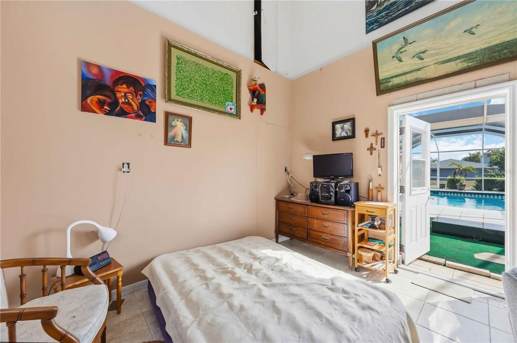 En Venta: $795,001 (3 camas, 3 baños, 2296 Pies cuadrados)