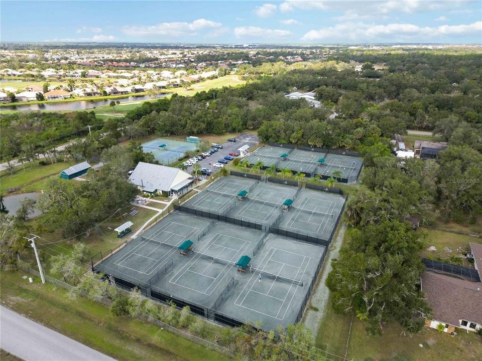 En Venta: $795,001 (3 camas, 3 baños, 2296 Pies cuadrados)