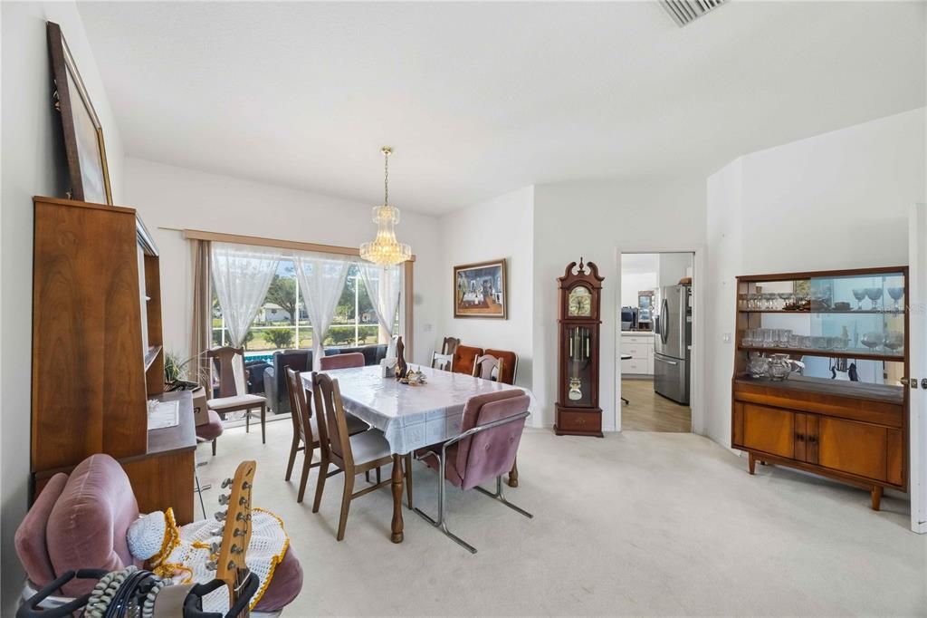 En Venta: $795,001 (3 camas, 3 baños, 2296 Pies cuadrados)