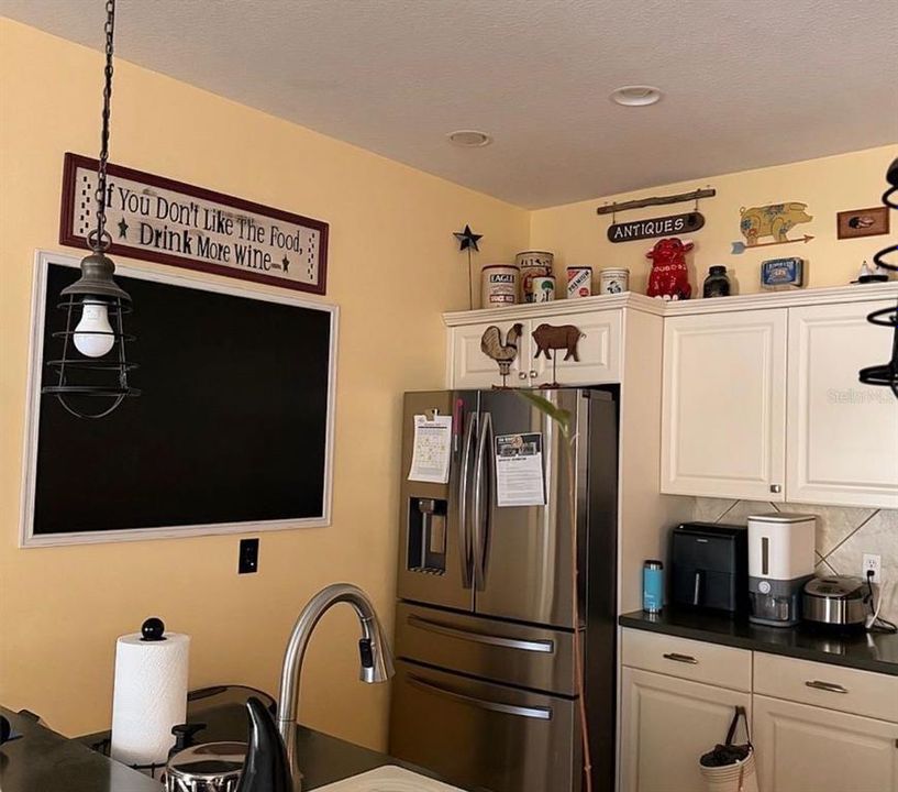 For Sale: $464,500 (3 beds, 2 baths, 1823 Square Feet)