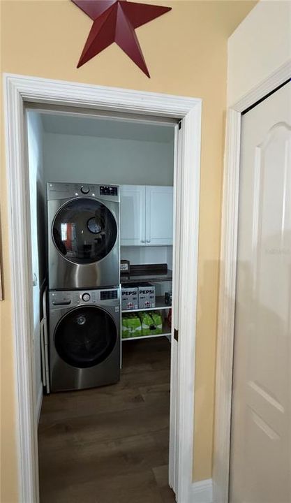 For Sale: $464,500 (3 beds, 2 baths, 1823 Square Feet)