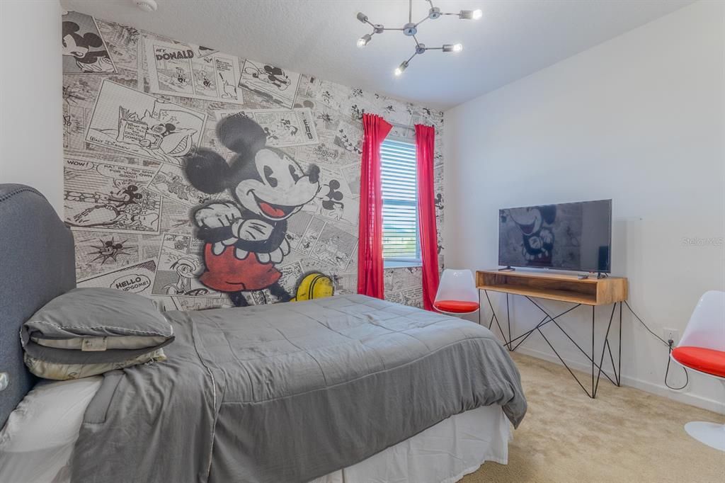 En Venta: $755,000 (8 camas, 5 baños, 3248 Pies cuadrados)