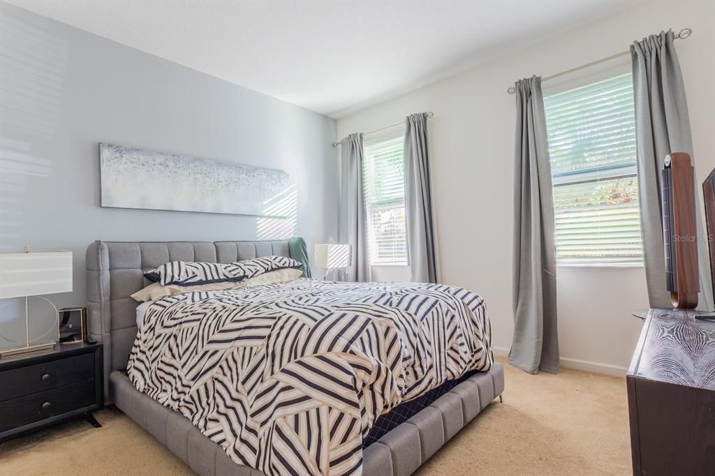 En Venta: $755,000 (8 camas, 5 baños, 3248 Pies cuadrados)