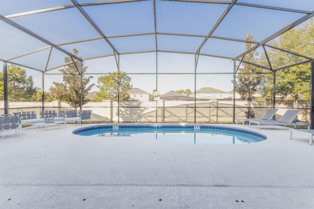 En Venta: $755,000 (8 camas, 5 baños, 3248 Pies cuadrados)