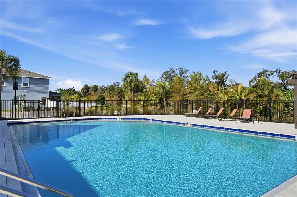 En Venta: $450,000 (3 camas, 2 baños, 2409 Pies cuadrados)