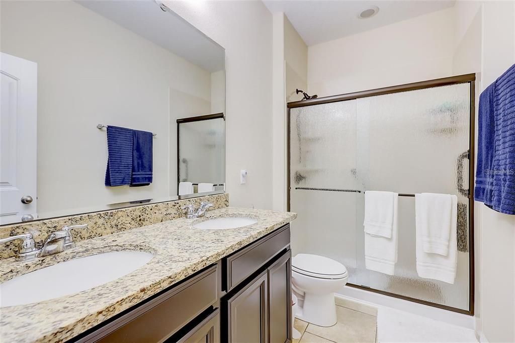 For Sale: $390,000 (4 beds, 2 baths, 2037 Square Feet)