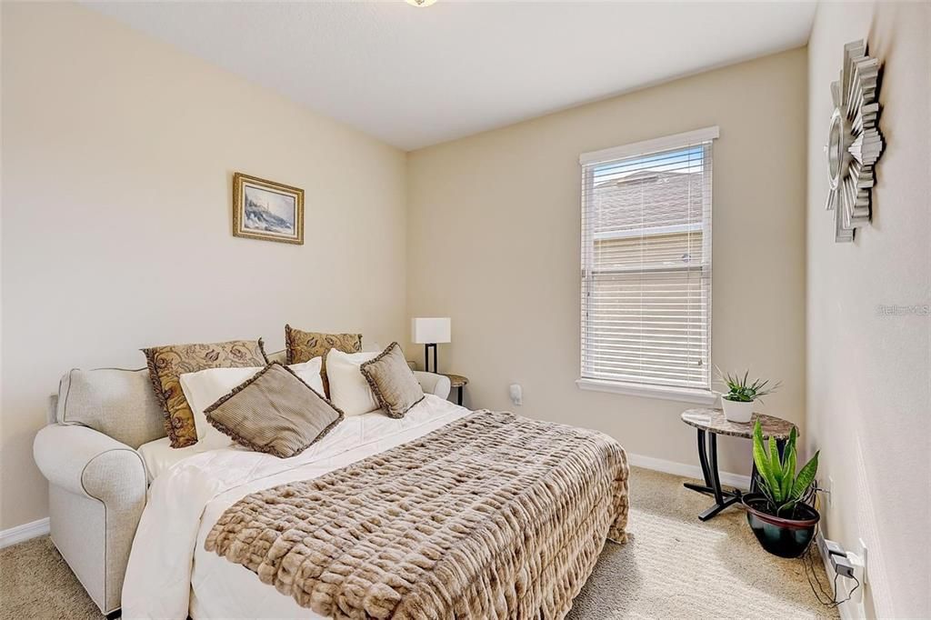 For Sale: $390,000 (4 beds, 2 baths, 2037 Square Feet)