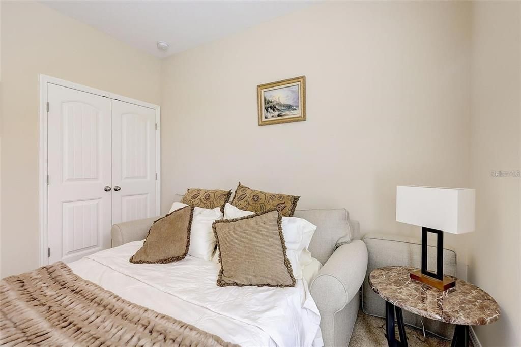 For Sale: $390,000 (4 beds, 2 baths, 2037 Square Feet)