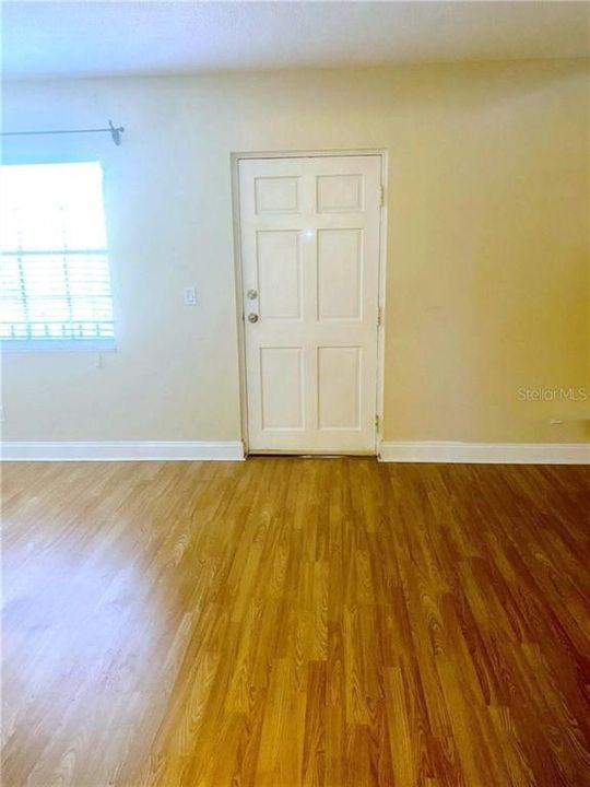 For Rent: $1,700 (1 beds, 1 baths, 600 Square Feet)
