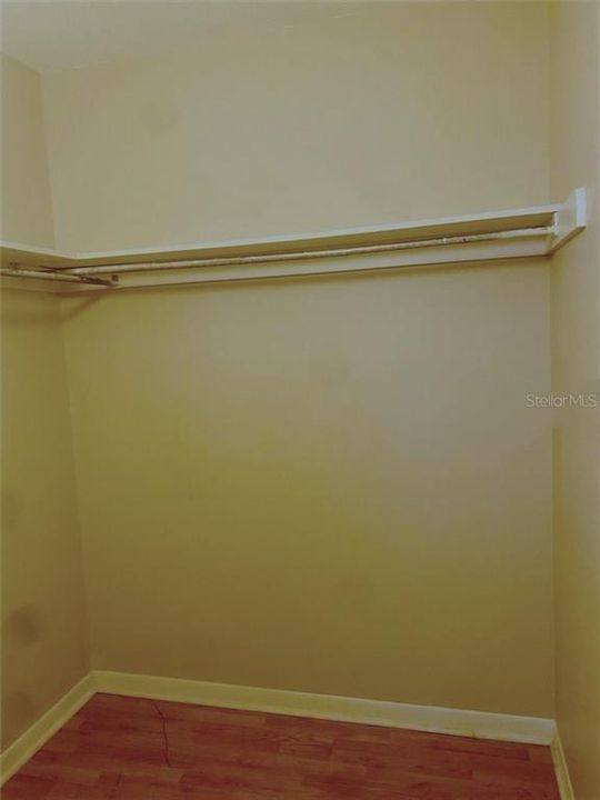 For Rent: $1,700 (1 beds, 1 baths, 600 Square Feet)