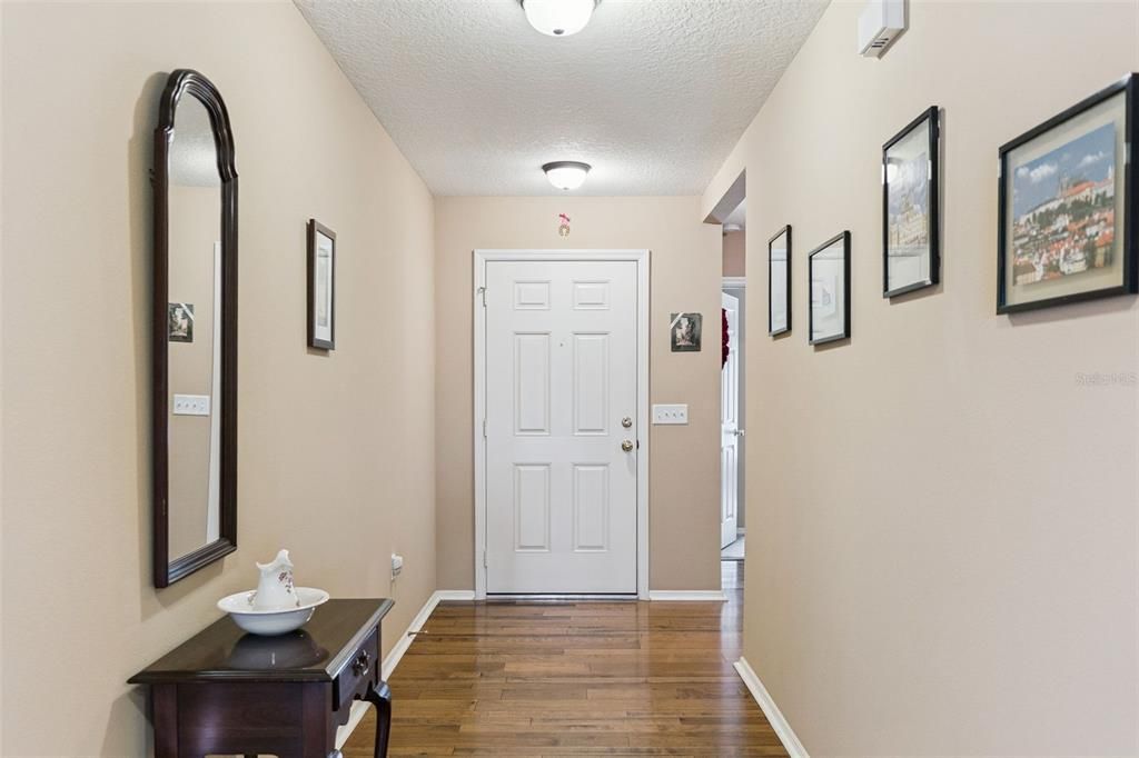 En Venta: $376,900 (3 camas, 2 baños, 1537 Pies cuadrados)