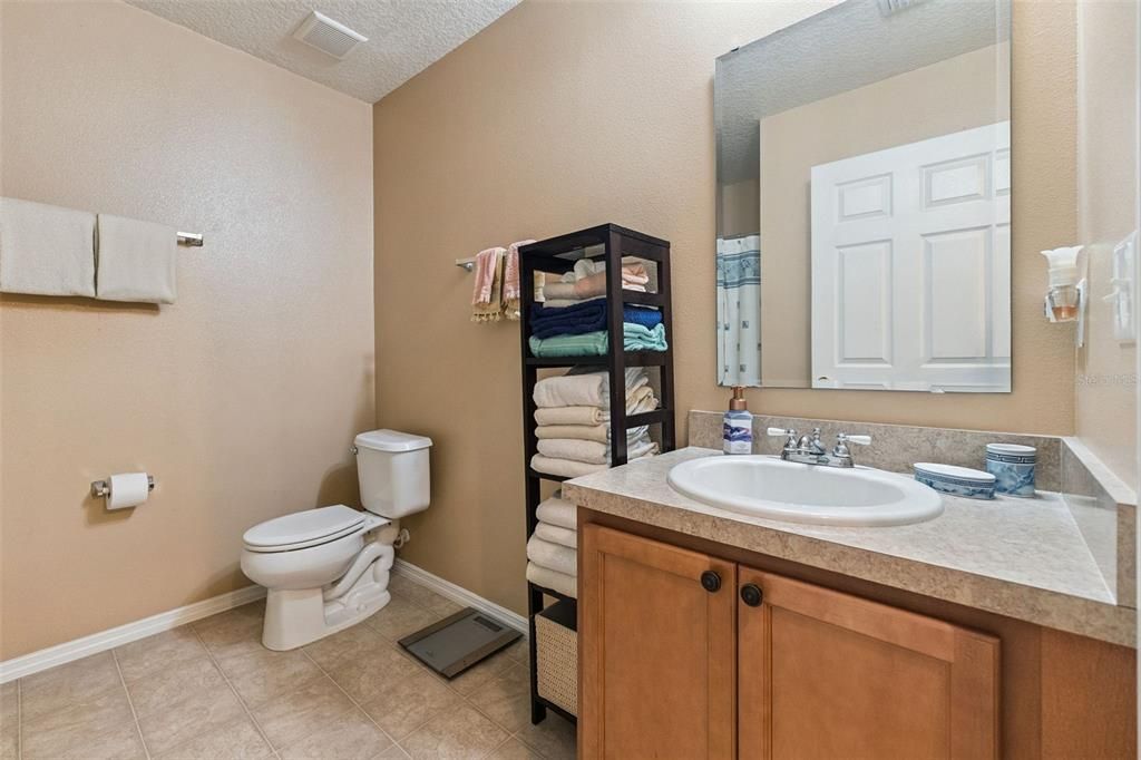 En Venta: $376,900 (3 camas, 2 baños, 1537 Pies cuadrados)