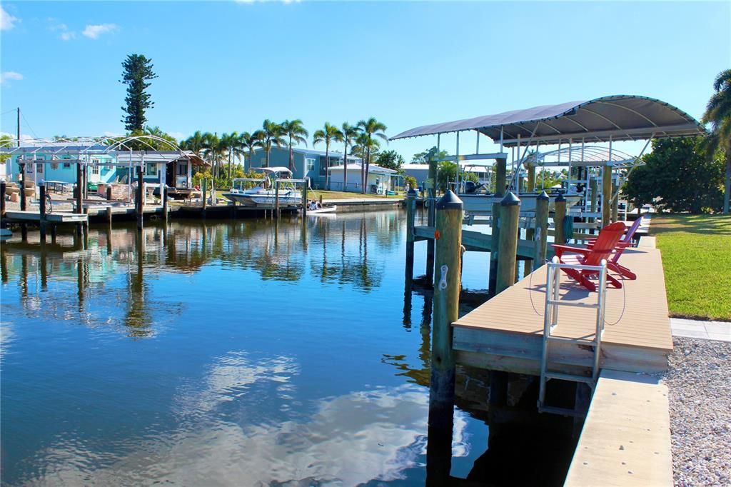 For Rent: $5,300 (2 beds, 1 baths, 841 Square Feet)