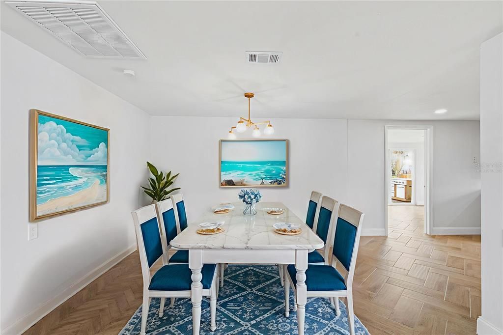 For Sale: $395,000 (3 beds, 2 baths, 1519 Square Feet)