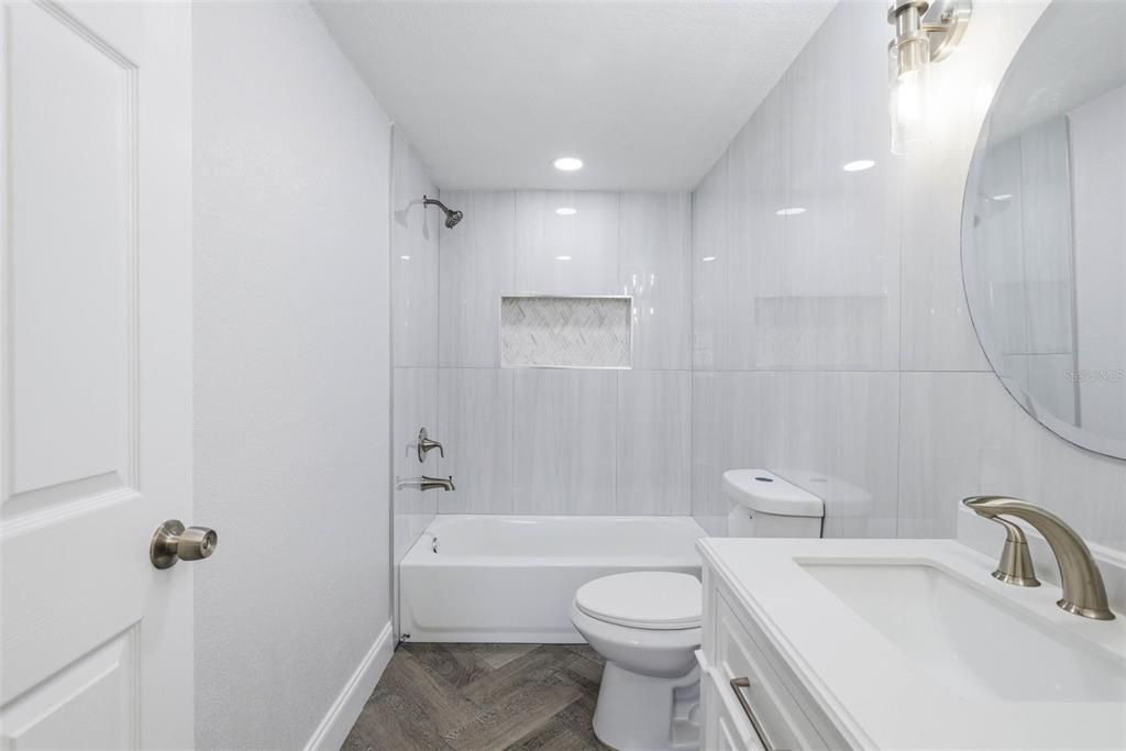 For Sale: $395,000 (3 beds, 2 baths, 1519 Square Feet)