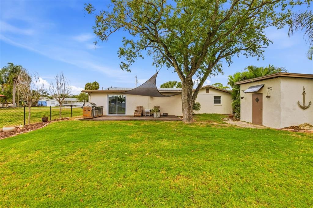 For Sale: $395,000 (3 beds, 2 baths, 1519 Square Feet)