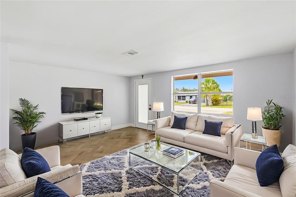 For Sale: $395,000 (3 beds, 2 baths, 1519 Square Feet)